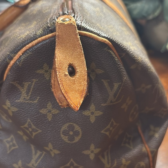 Louis Vuitton authentic keepall  45 with COA - Picture 3 of 13